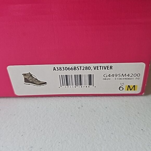 New Ryka Vetiver Waterproof Brae Boots, Size 6 - Picture 6 of 7